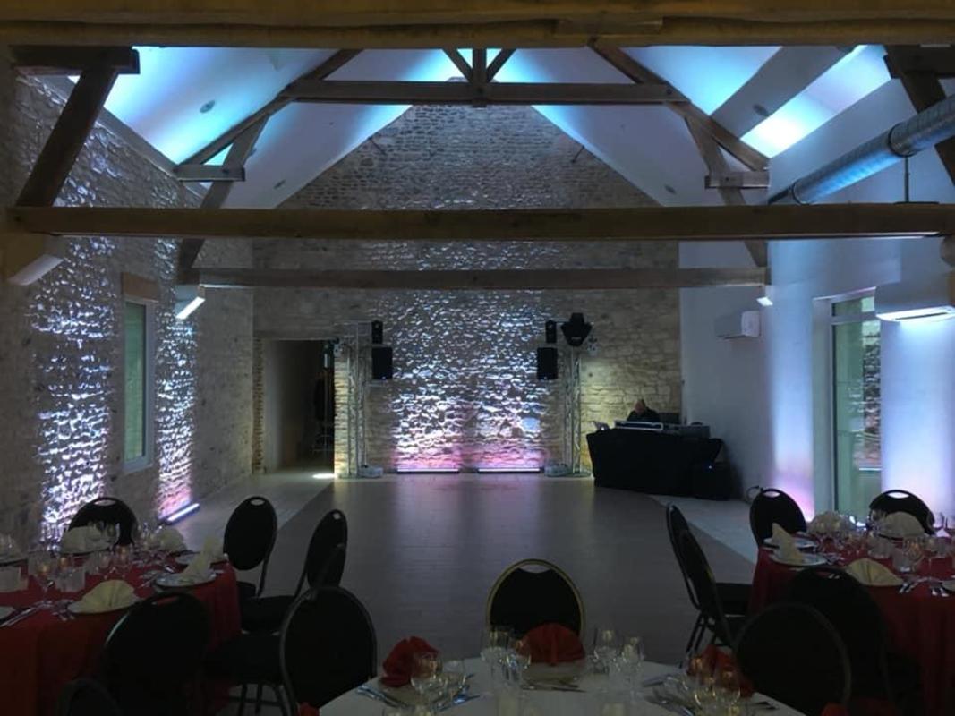 Silver Evenement S Occupe Pour Vous De Mettre L Ambiance A Votre Mariage Vos Prestataires Pour Un Mariage Reussi