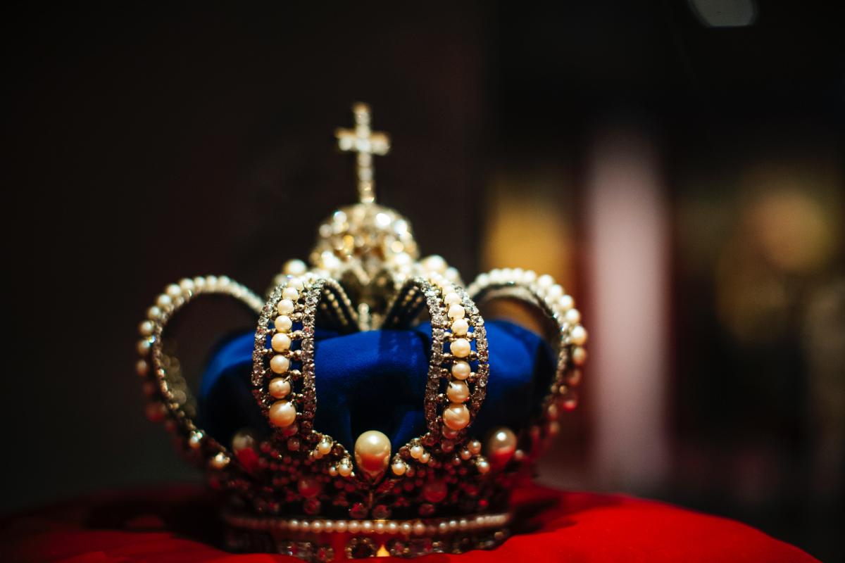 Mariage en Normandie - photographie d'une couronne de mariage d'un mariage orthodoxe