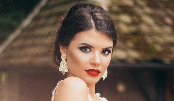 Tendances 2020 : Les nouvelles boucles d'oreilles ! 