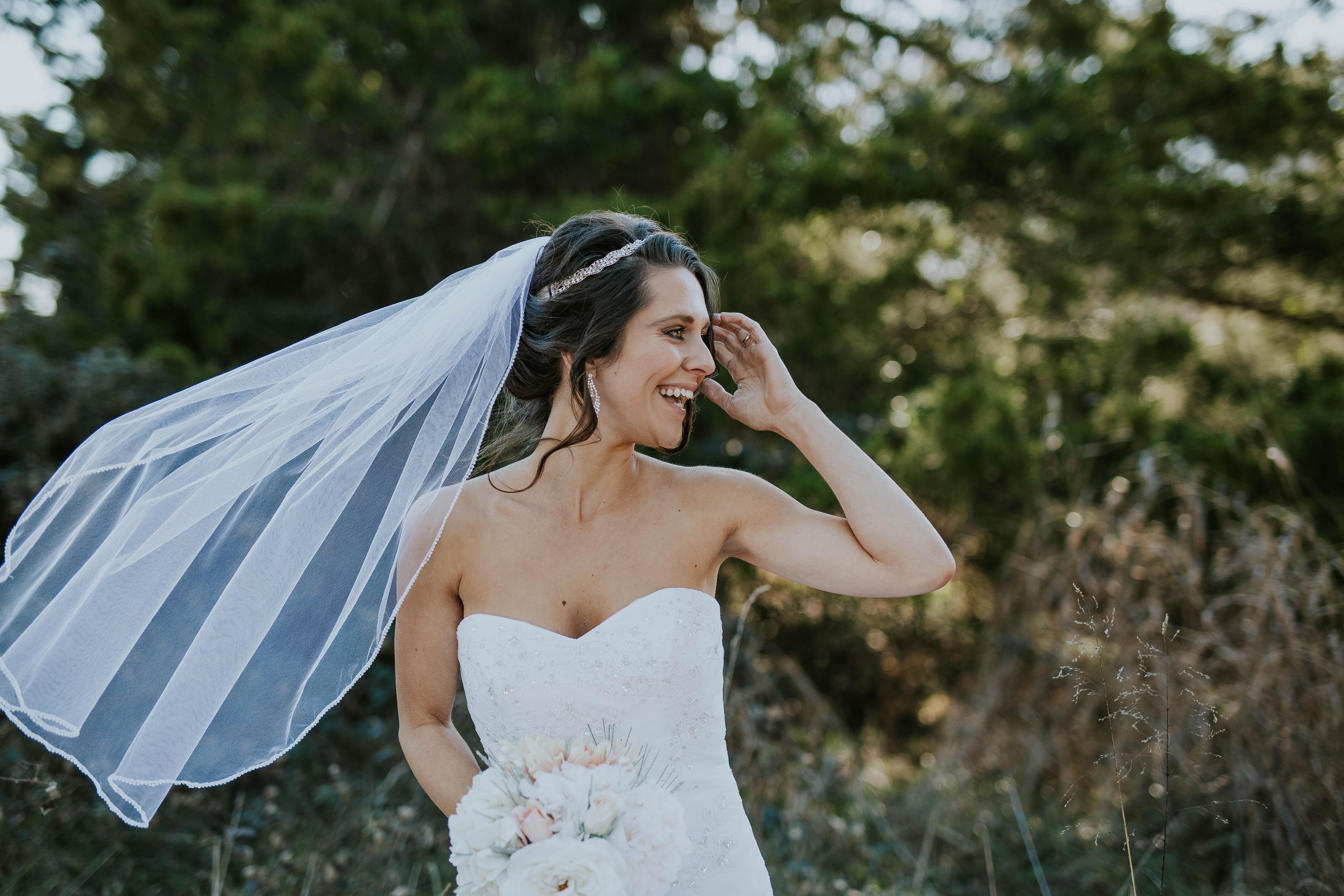 La tenue du parfum - Vos prestataires pour un mariage réussi ! La tenue du parfum - Vos prestataires pour un mariage réussi !