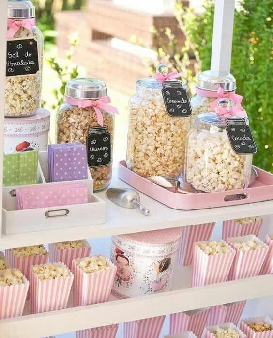 Personnalisation original d'un candy bar de mariage cr : noticiastu.com