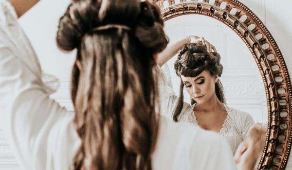 Les conseils pour une coiffure parfaite le jour de votre mariage 