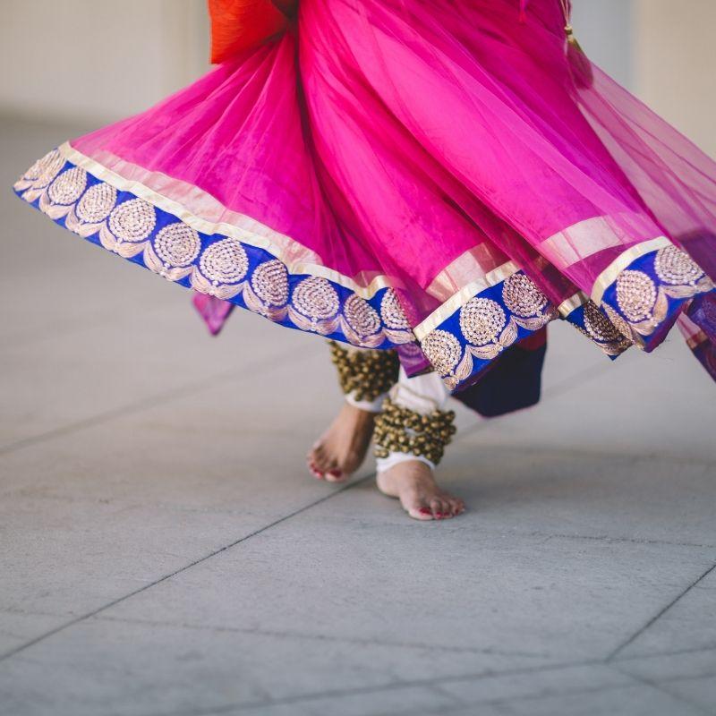 Photographie d'une danseuse orientale pour un mariage en Normandie