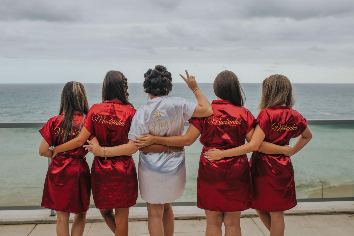 mariage aux etats unis bachelorette party une future mariée et ses demoiselles d'honneur en enterrement de vie de jeune fille