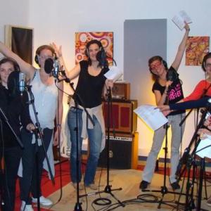 Composez une chanson avec vos proches pour votre EVG-EVJF avec le Studio d'enregistrement Ça me chante - Mariage en Normandie Composez une chanson avec vos proches pour votre EVG-EVJF avec le Studio d'enregistrement Ça me chante - Mariage en Normandie