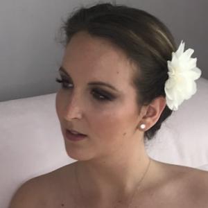 Découvrez Sandy Ulrich, mise en beauté pour le jour de votre mariage en Normandie - Mariage en Normandie Découvrez Sandy Ulrich, mise en beauté pour le jour de votre mariage en Normandie - Mariage en Normandie