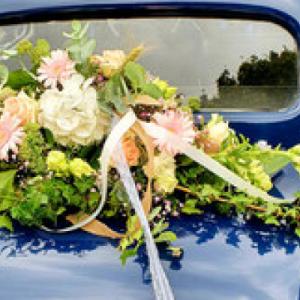 Pour une décoration florale de mariage éco-responsable, contactez By TDBC en Normandie ! - Mariage en Normandie Pour une décoration florale de mariage éco-responsable, contactez By TDBC en Normandie ! - Mariage en Normandie