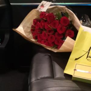 DOLCE VIA TRANSFERTS - LOCATION DE VÉHICULES AVEC CHAUFFEUR (LE HAVRE & NORMANDIE) pour une entrée qui sort du lot lors de votre Mariage en Normandie - Mariage en Normandie DOLCE VIA TRANSFERTS - LOCATION DE VÉHICULES AVEC CHAUFFEUR (LE HAVRE & NORMANDIE) pour une entrée qui sort du lot lors de votre Mariage en Normandie - Mariage en Normandie