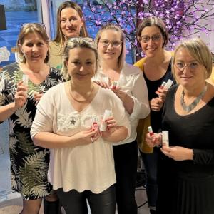 Réalisez un EVJF avec Reine bow pour créer des cosmétiques en Normandie - Mariage en Normandie Réalisez un EVJF avec Reine bow pour créer des cosmétiques en Normandie - Mariage en Normandie
