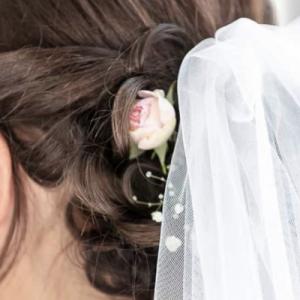 Ethan Grégory, coiffeur meilleur ouvrier de France pour votre mariage en coccinelle - Mariage en Normandie Ethan Grégory, coiffeur meilleur ouvrier de France pour votre mariage en coccinelle - Mariage en Normandie