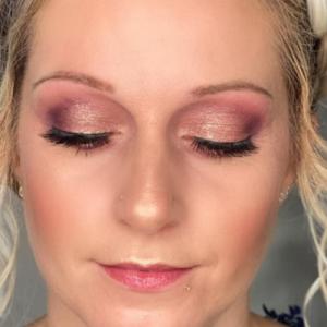 préparation pour votre jour J avec faux cils, mise en beauté par Anne Sophie - Mariage en Normandie préparation pour votre jour J avec faux cils, mise en beauté par Anne Sophie - Mariage en Normandie