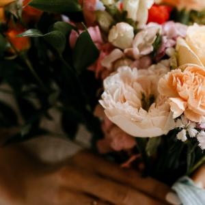 Découvrez les compositions florales de Maison Magnolia, fleuriste évènementielle pour votre mariage en Normandie  - Mariage en Normandie