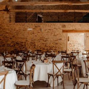 Célébrez votre mariage normand dans un lieu convivial et champetre au domaine de la fauvriere - Mariage en Normandie Célébrez votre mariage normand dans un lieu convivial et champetre au domaine de la fauvriere - Mariage en Normandie