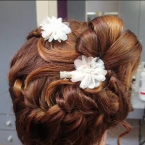 Une mise en beauté parfaite pour votre cérémonie de mariage, découvrez Chrystel' coiffure à Granville - Mariage en Normandie Une mise en beauté parfaite pour votre cérémonie de mariage, découvrez Chrystel' coiffure à Granville - Mariage en Normandie