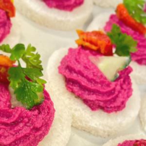 Dégustez votre repas de mariage fait maison par le traiteur Bergrest basé à Evreux - Mariage en Normandie Dégustez votre repas de mariage fait maison par le traiteur Bergrest basé à Evreux - Mariage en Normandie