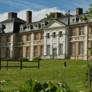 ORGANISEZ VOTRE CÉRÉMONIE DE MARIAGE DANS LE DOMAINE DU CHÂTEAU D'ARGERONNE, UN LIEU DE RÉCEPTION AUTHENTIQUE ! - Mariage en Normandie