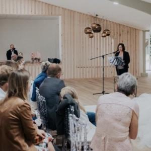Ma Jolie Cérémonie, votre officiante de cérémonie laïque pour votre mariage en Normandie - Mariage en Normandie Ma Jolie Cérémonie, votre officiante de cérémonie laïque pour votre mariage en Normandie - Mariage en Normandie