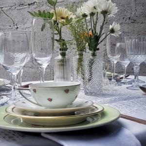 EN PETIT COMITÉ - LOCATION DE VAISSELLE & SCÉNOGRAPHIE DE TABLE (PRÈS DE ROUEN, SEINE MARITIME) - Mariage en Normandie EN PETIT COMITÉ - LOCATION DE VAISSELLE & SCÉNOGRAPHIE DE TABLE (PRÈS DE ROUEN, SEINE MARITIME) - Mariage en Normandie