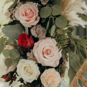 Découvrez les compositions florales de Maison Magnolia, fleuriste évènementielle pour votre mariage en Normandie  - Mariage en Normandie