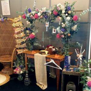 Pour une décoration florale de mariage éco-responsable, contactez By TDBC en Normandie ! - Mariage en Normandie Pour une décoration florale de mariage éco-responsable, contactez By TDBC en Normandie ! - Mariage en Normandie